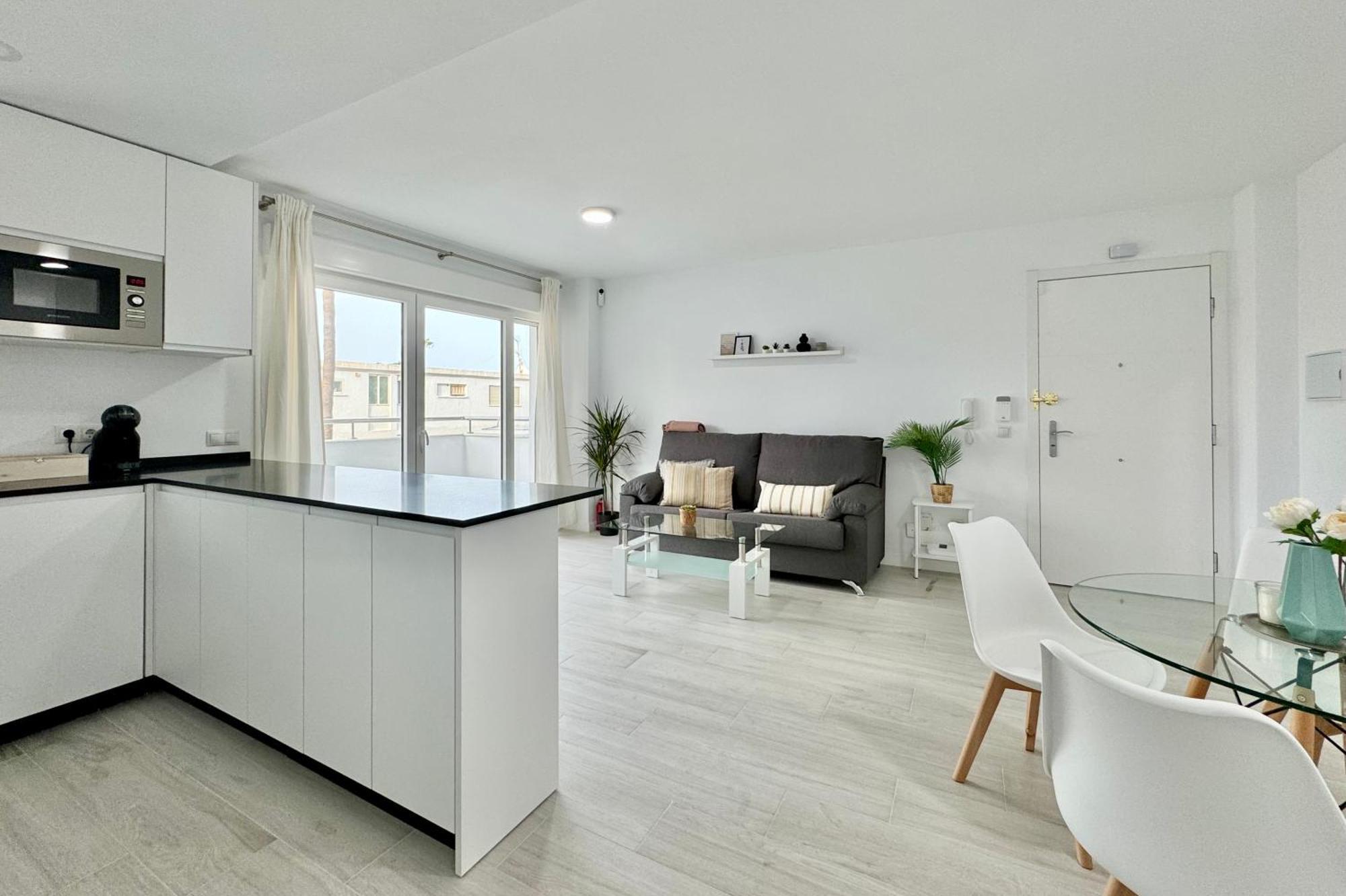 En 1ª Linea De Playa, Piscina Y Parking Appartement